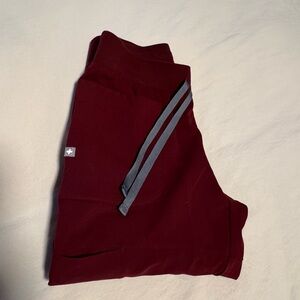 XS figs burgundy jogger scrub pants